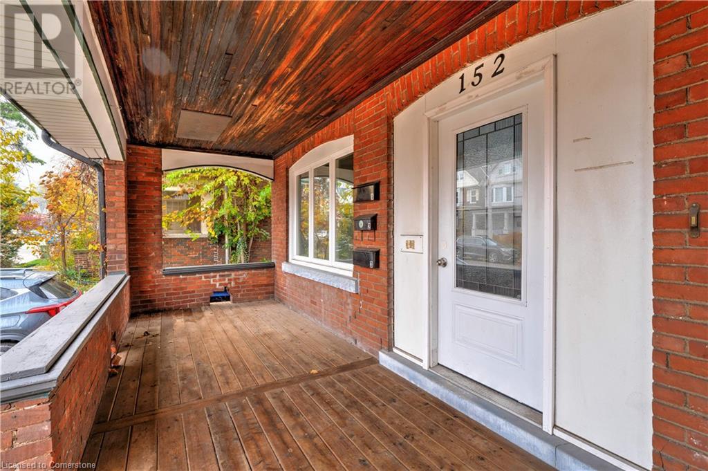 Photo 4 of 152 Sanford Avenue S, Hamilton ON