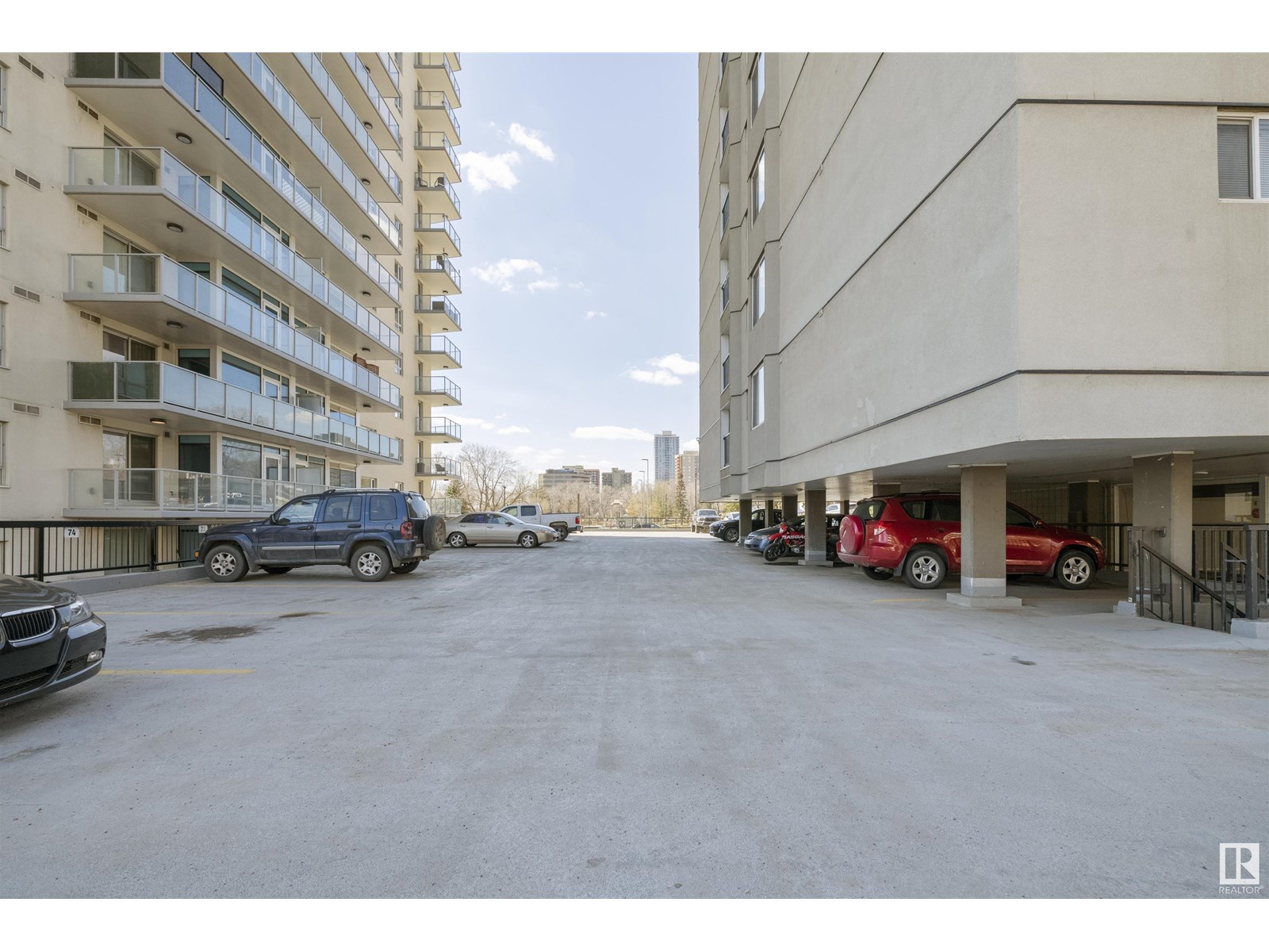 Photo 16 of 1002 9730 106 St Nw, Edmonton AB