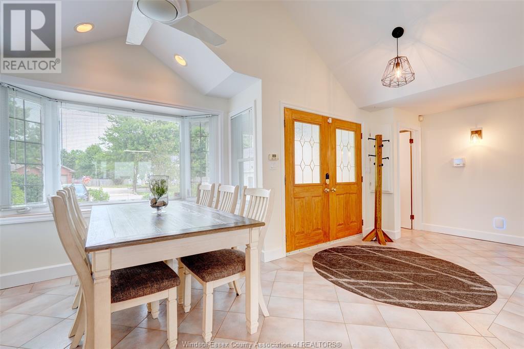 Photo 25 of 704 Point Pelee Drive, Leamington ON