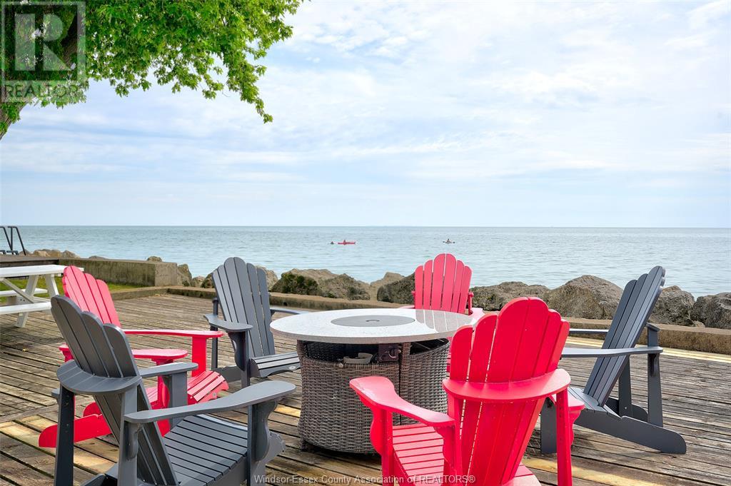 Photo 36 of 704 Point Pelee Drive, Leamington ON