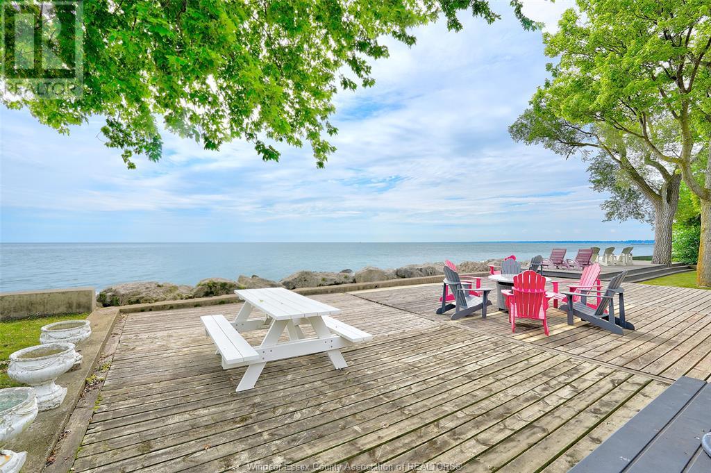 Photo 38 of 704 Point Pelee Drive, Leamington ON