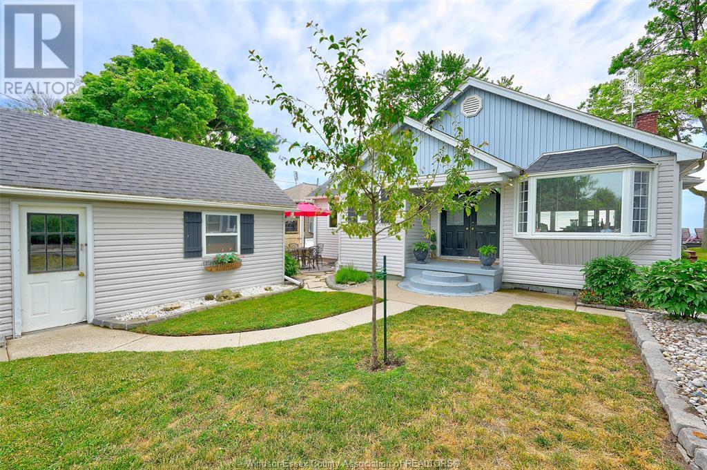 Photo 7 of 704 Point Pelee Drive, Leamington ON