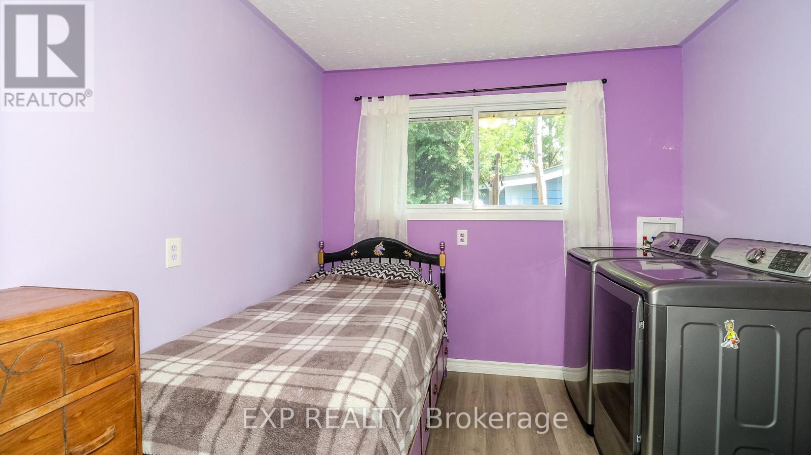 Photo 2 of 218 Jephson Street, Tay ON