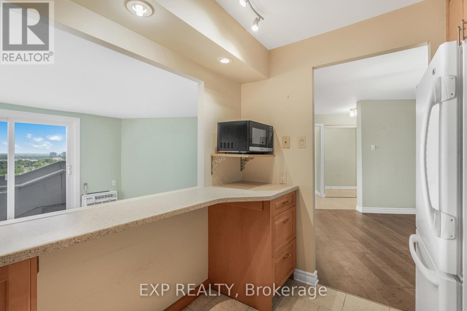 Photo 6 of 1501 1081 Ambleside Drive, Ottawa ON