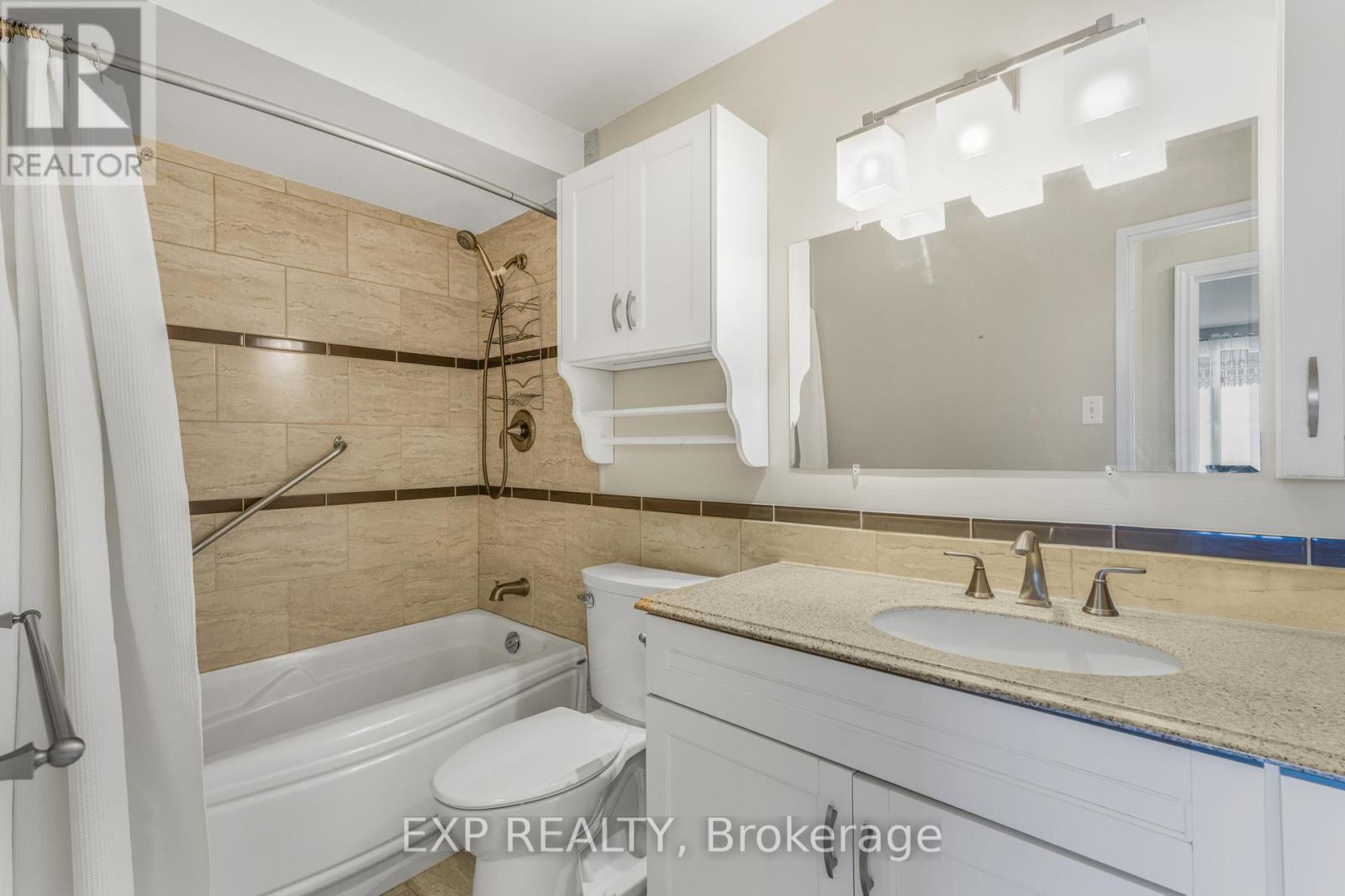 Photo 4 of 1501 1081 Ambleside Drive, Ottawa ON