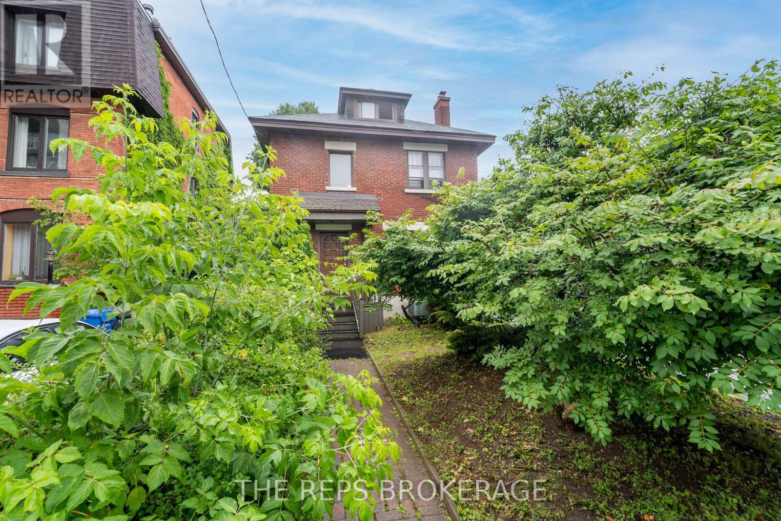 Photo 11 of 322 Waverley Street, Ottawa ON