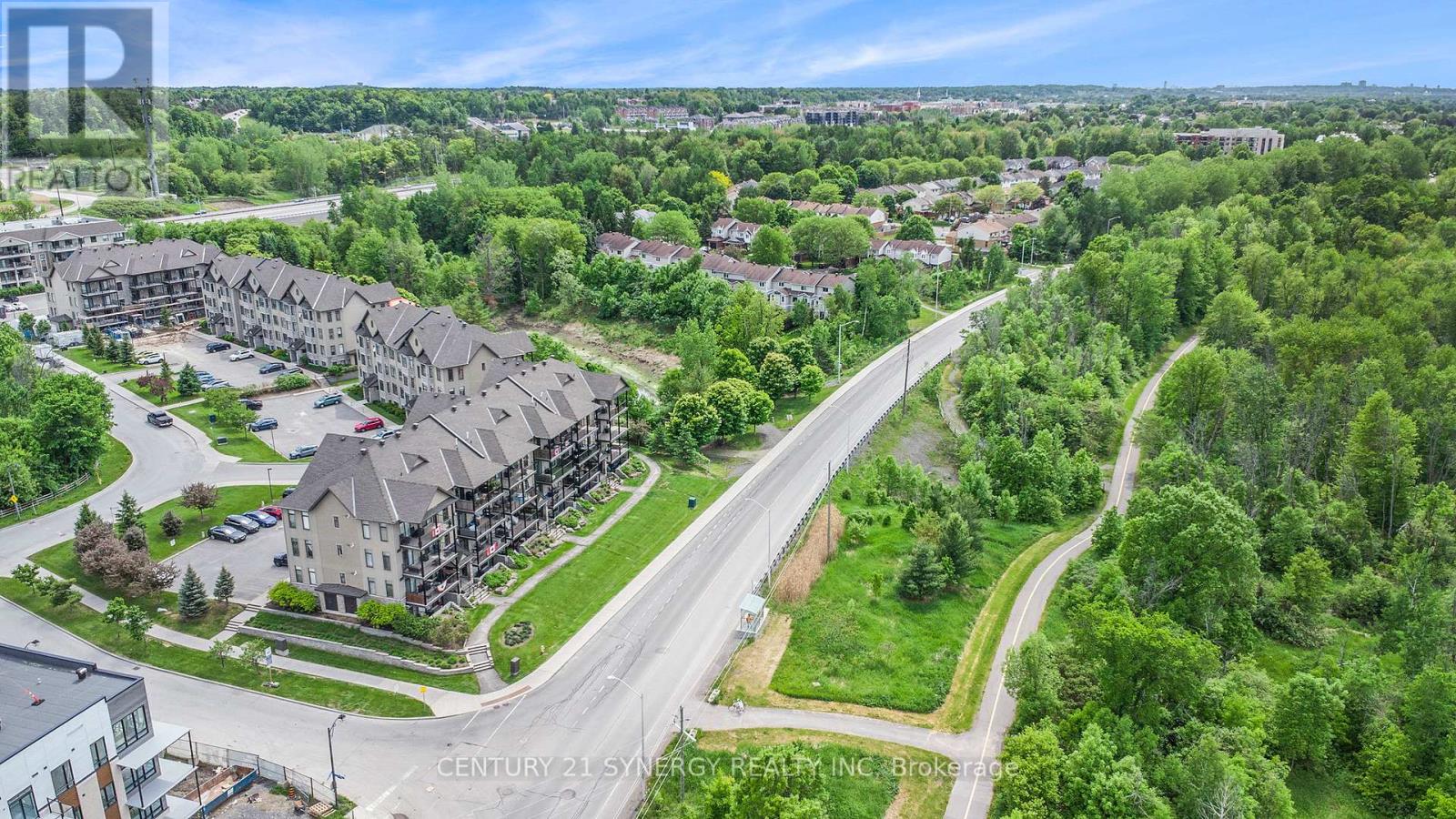Photo 15 of 7 10 Prestige Circle, Ottawa ON