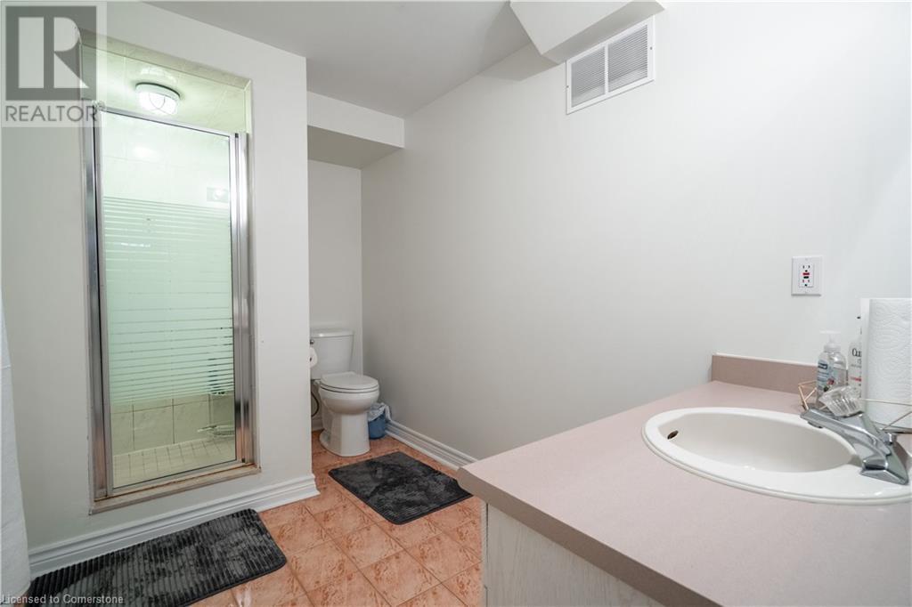 Photo 6 of 89 Meadowlands Boulevard, Ancaster ON