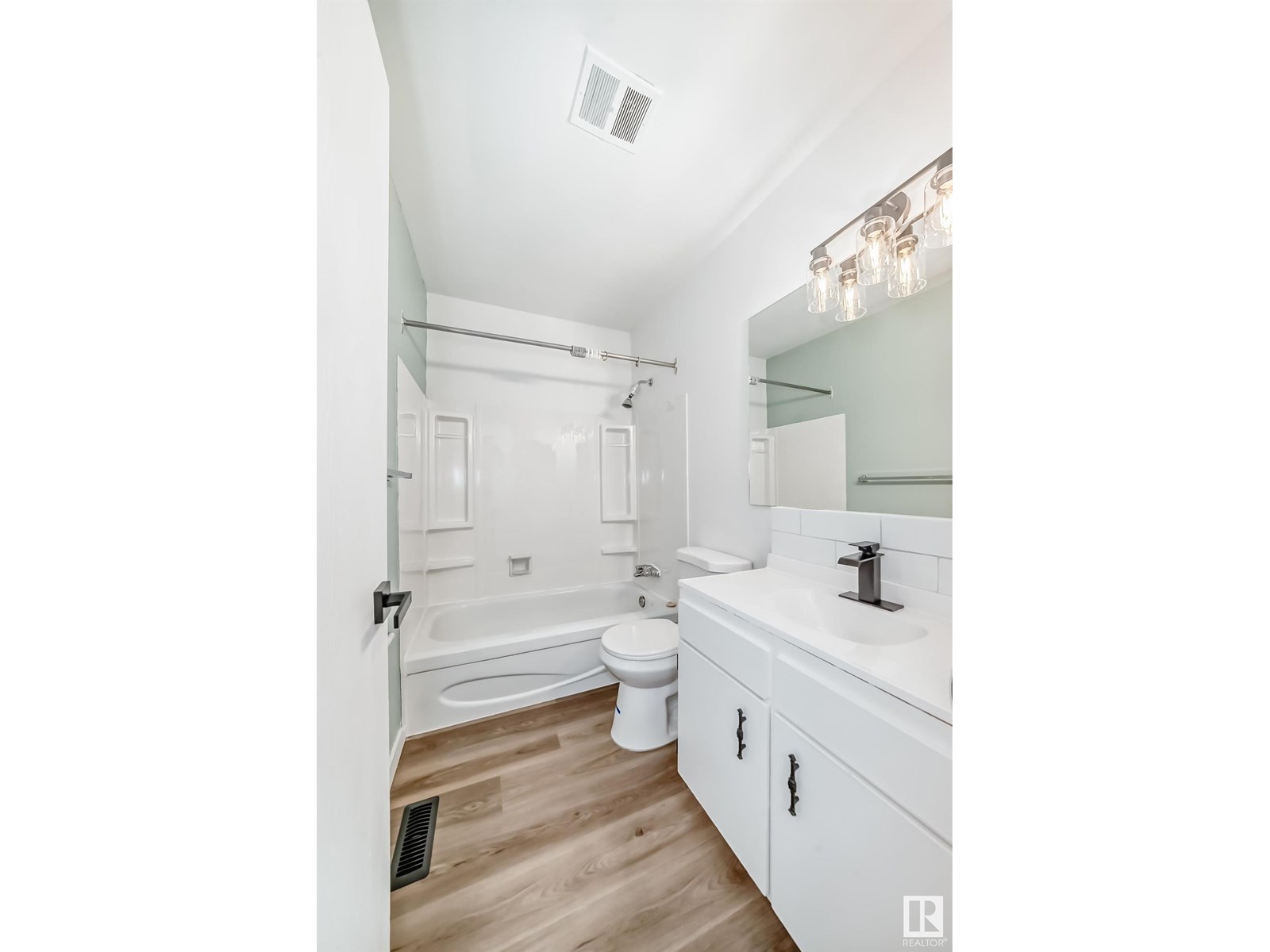 Photo 15 of 2369 139 Av Nw, Edmonton AB