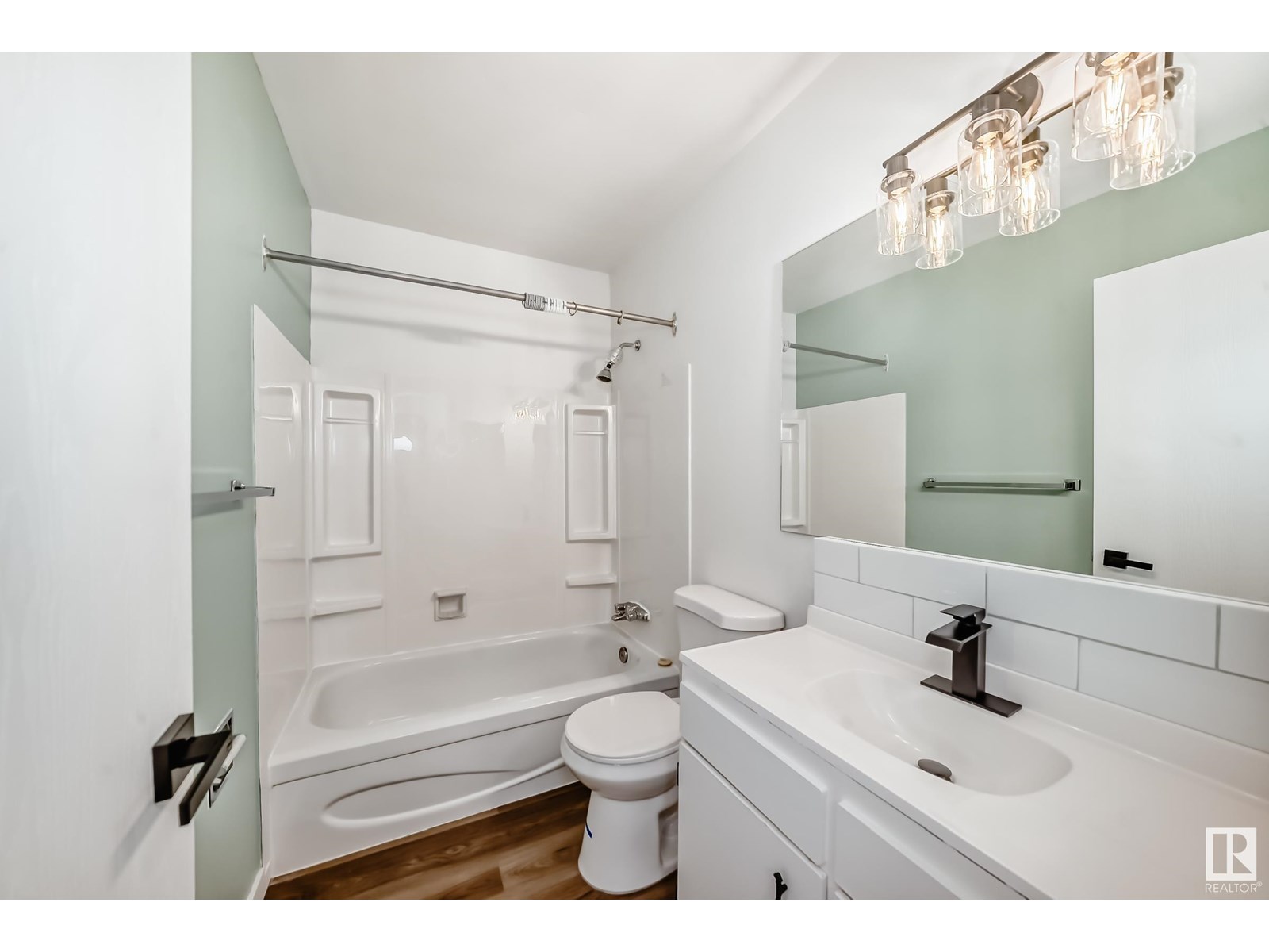Photo 12 of 2369 139 Av Nw, Edmonton AB