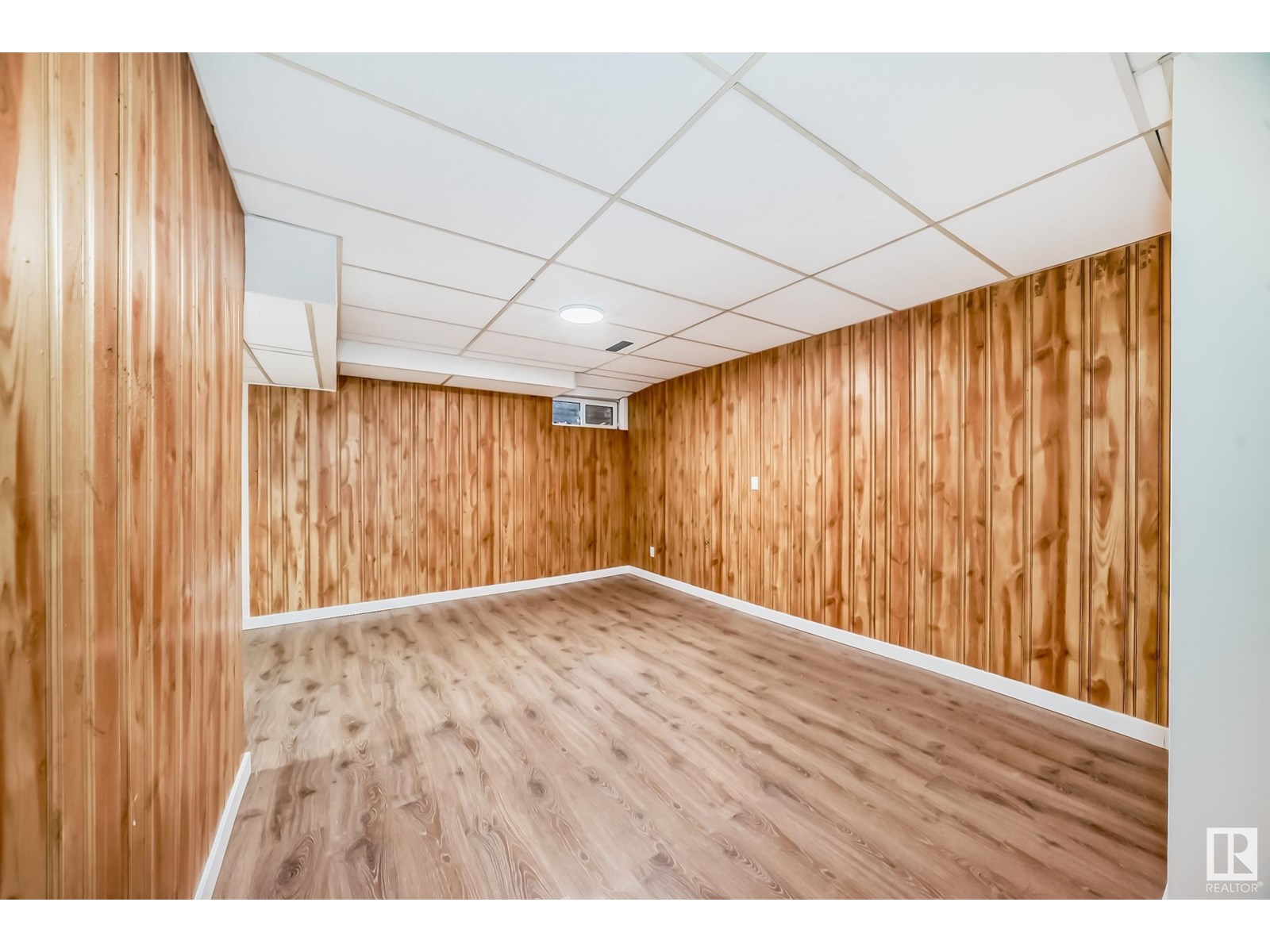 Photo 41 of 2369 139 Av Nw, Edmonton AB