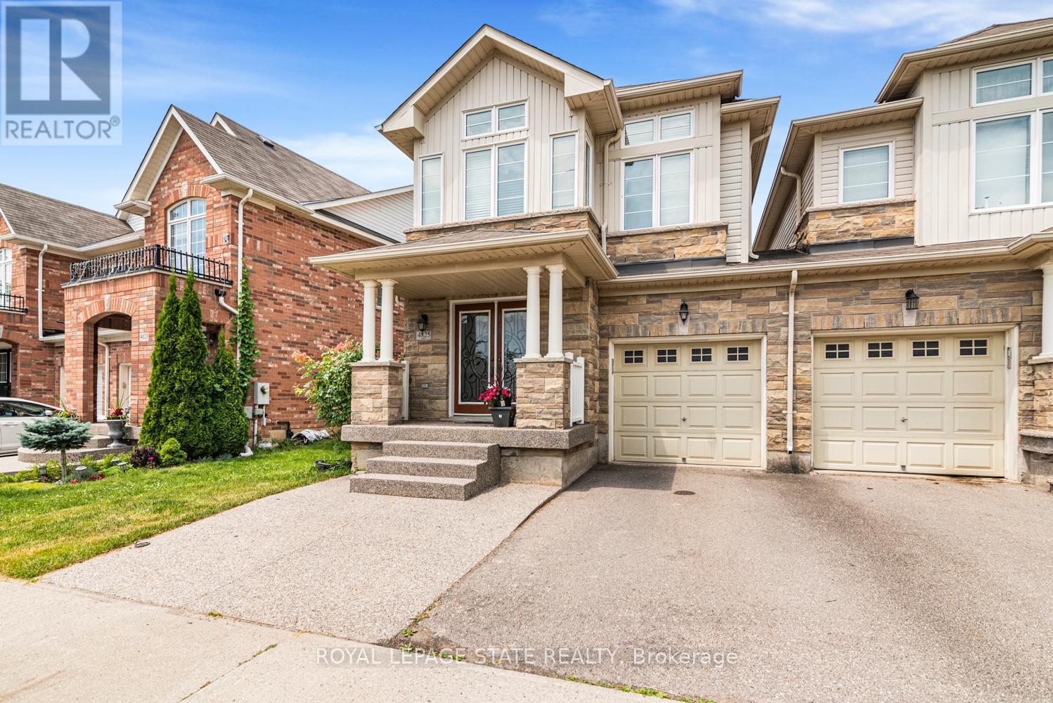 Photo 1 of 4825 Verdi Street, Burlington ON