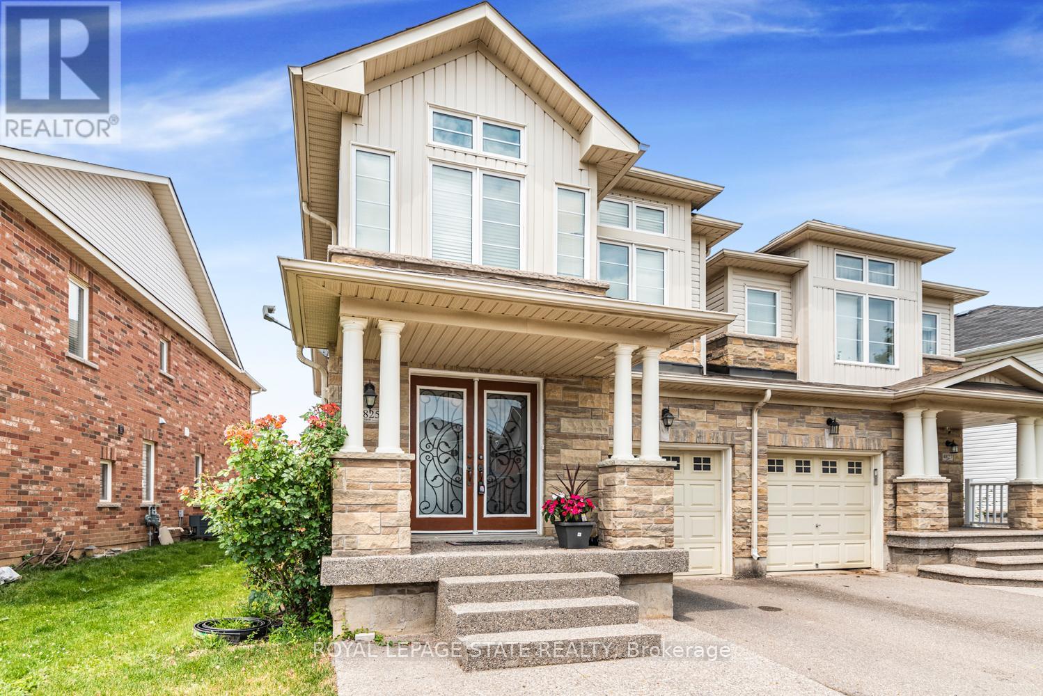 Photo 2 of 4825 Verdi Street, Burlington ON