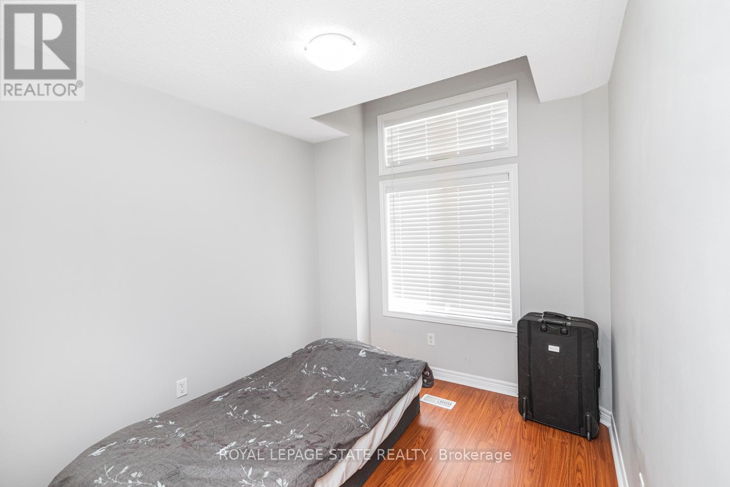Photo 25 of 4825 Verdi Street, Burlington ON