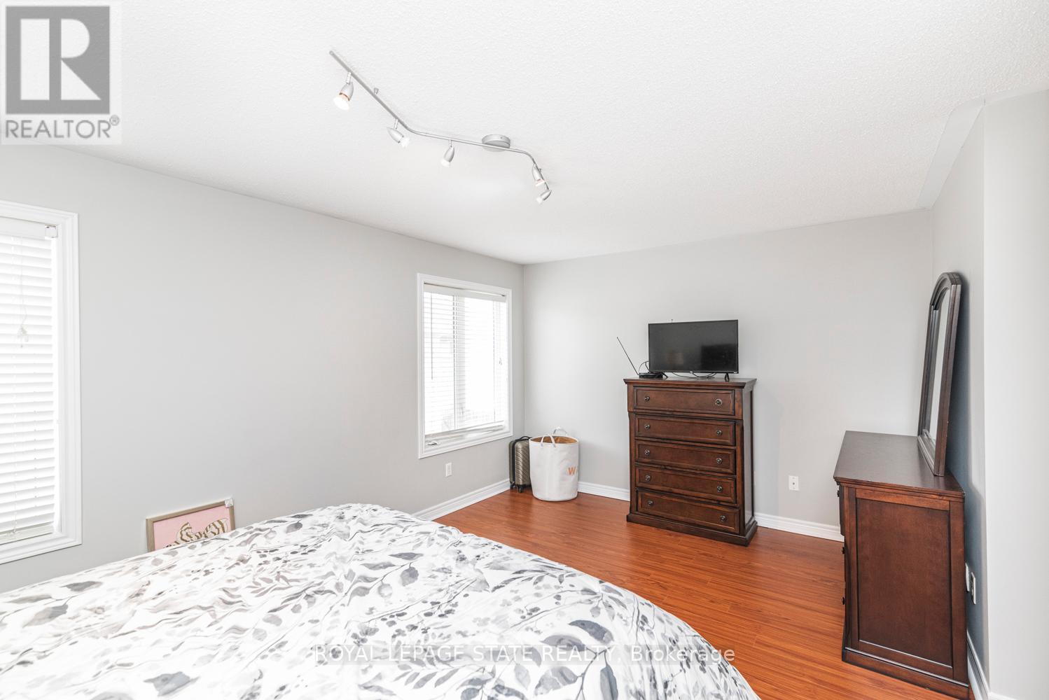 Photo 27 of 4825 Verdi Street, Burlington ON