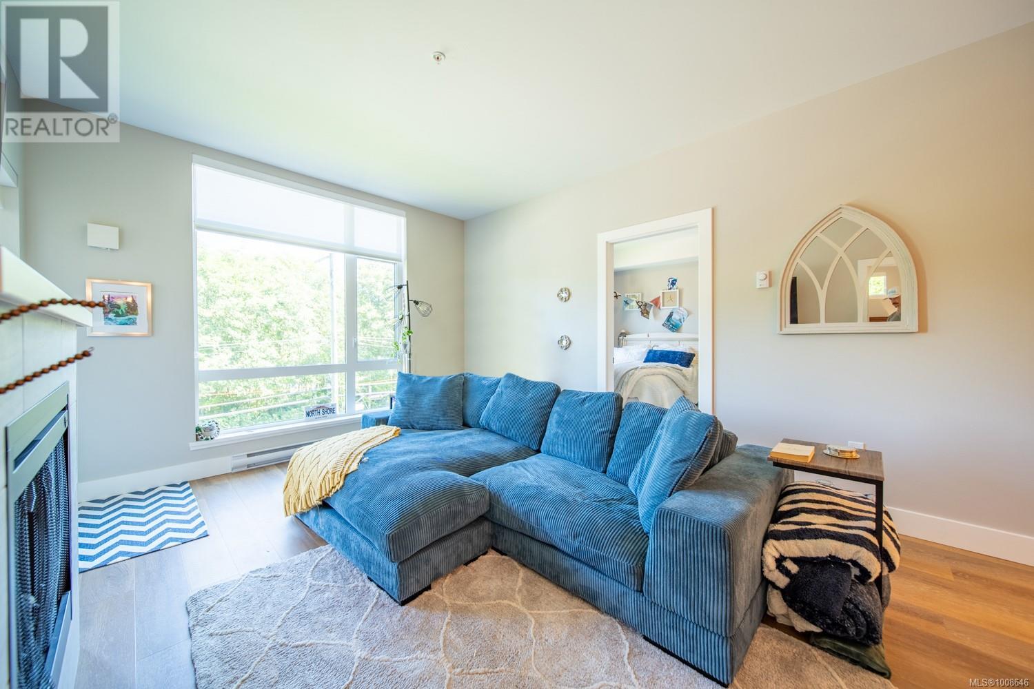 206 700 Yew Wood Rd, Tofino