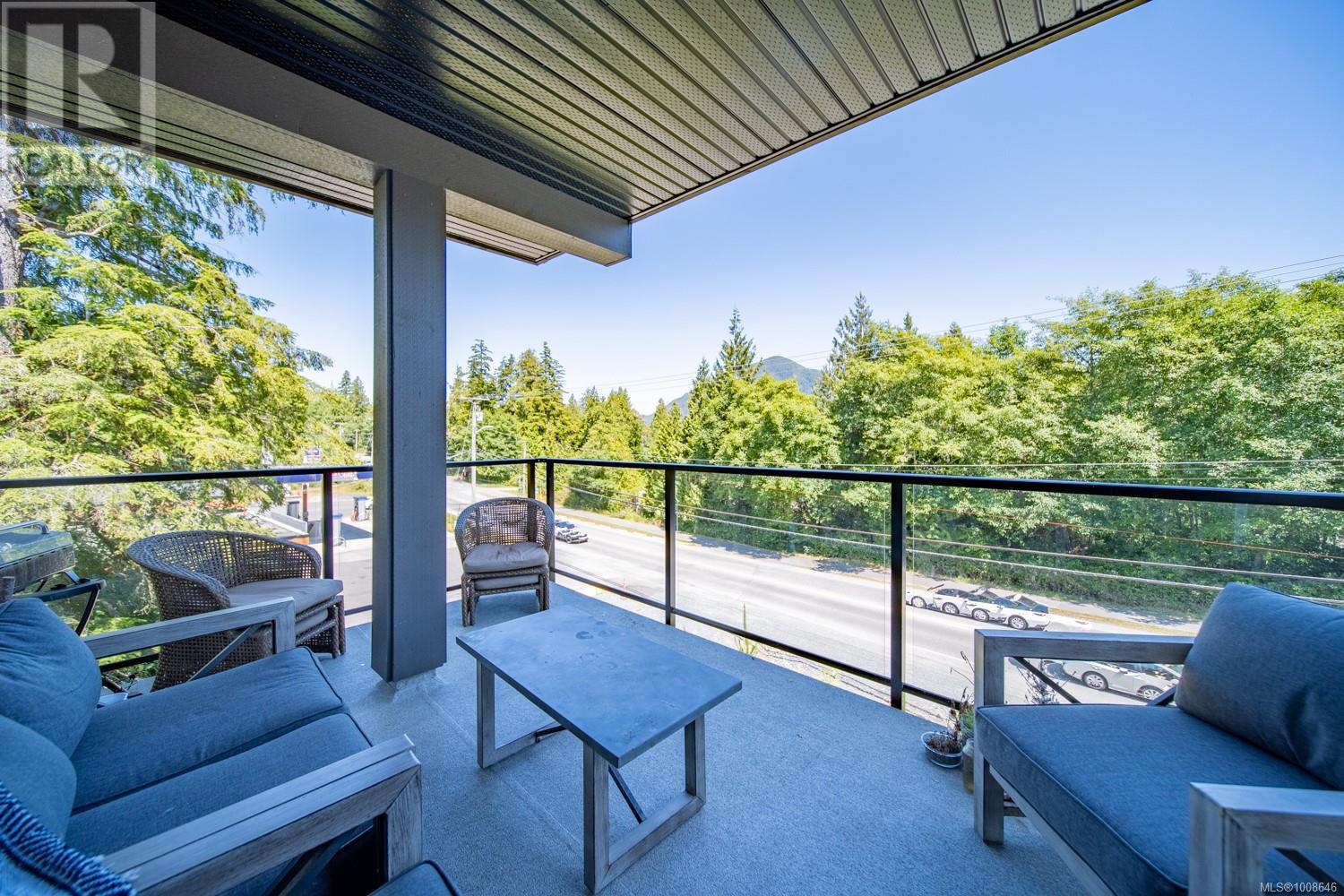 206 700 Yew Wood Rd, Tofino
