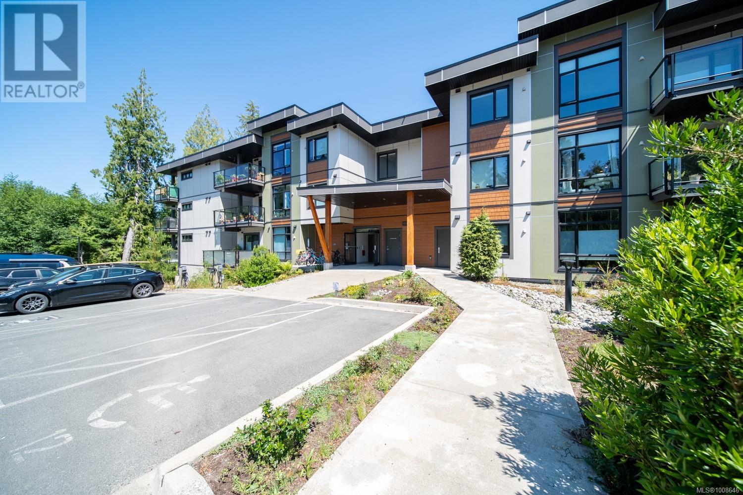 206 700 Yew Wood Rd, Tofino