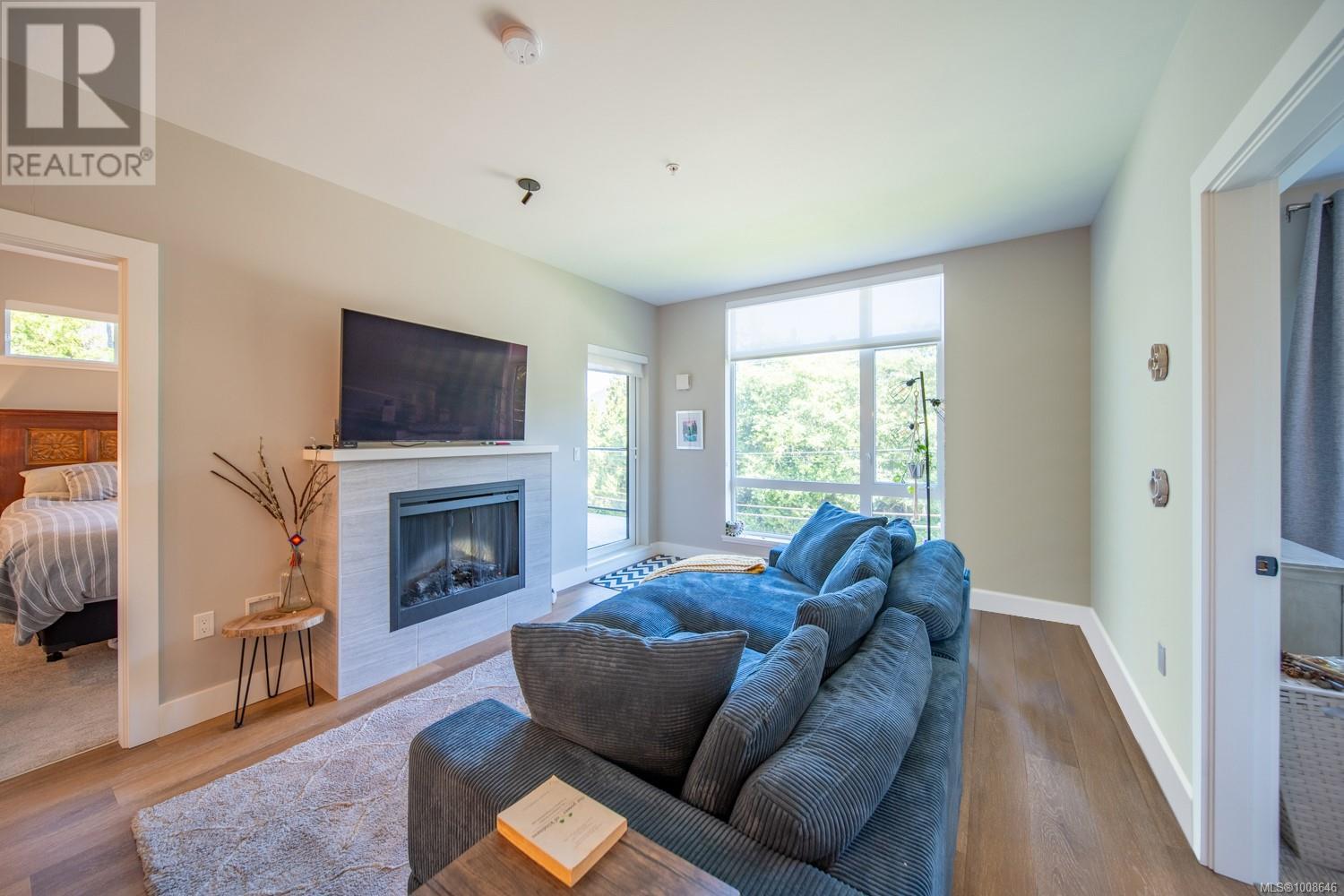 206 700 Yew Wood Rd, Tofino