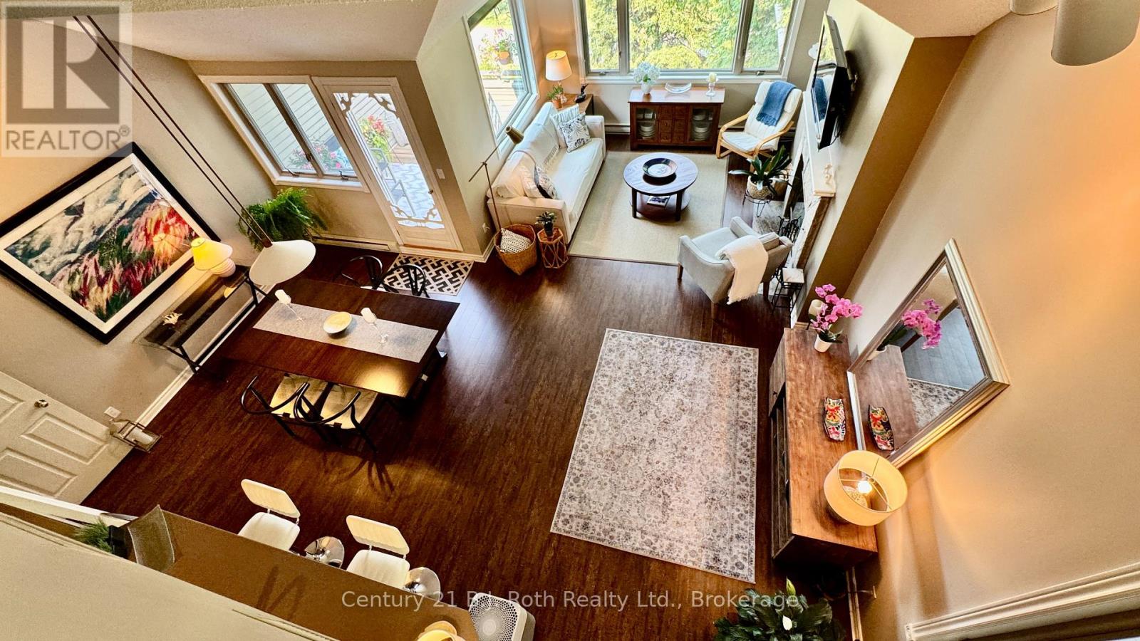 Photo 5 of 331 Grandview Hilltop Drive, Huntsville ON