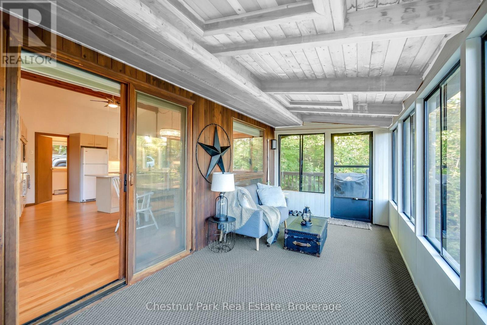 Photo 4 of 1033 Point Ideal Road, Lake Of Bays ON