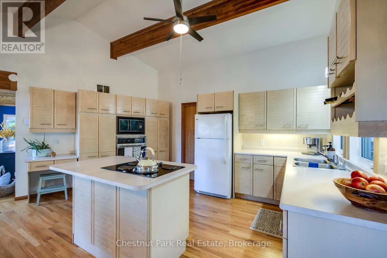 Photo 29 of 1033 Point Ideal Road, Lake Of Bays ON