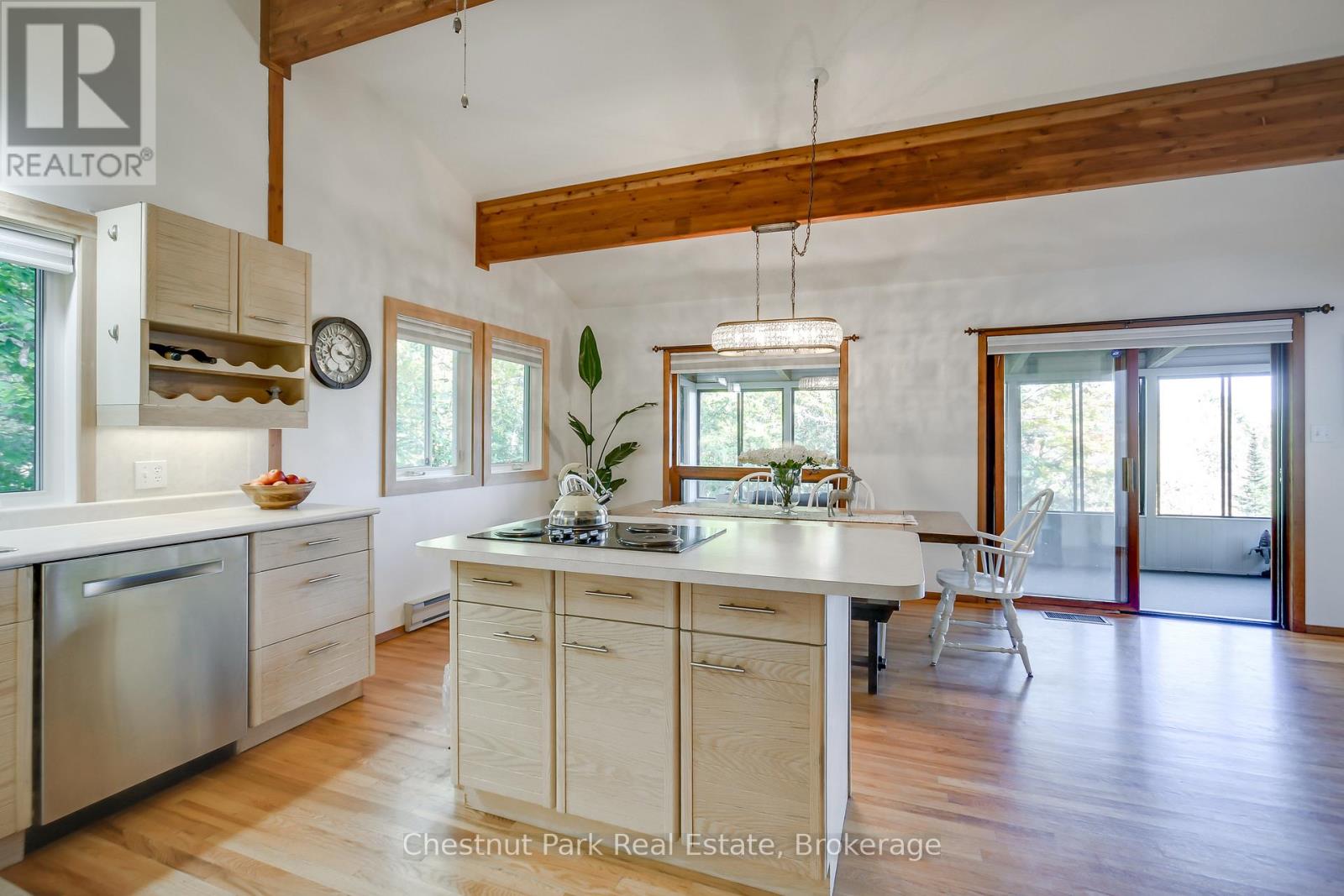 Photo 2 of 1033 Point Ideal Road, Lake Of Bays ON