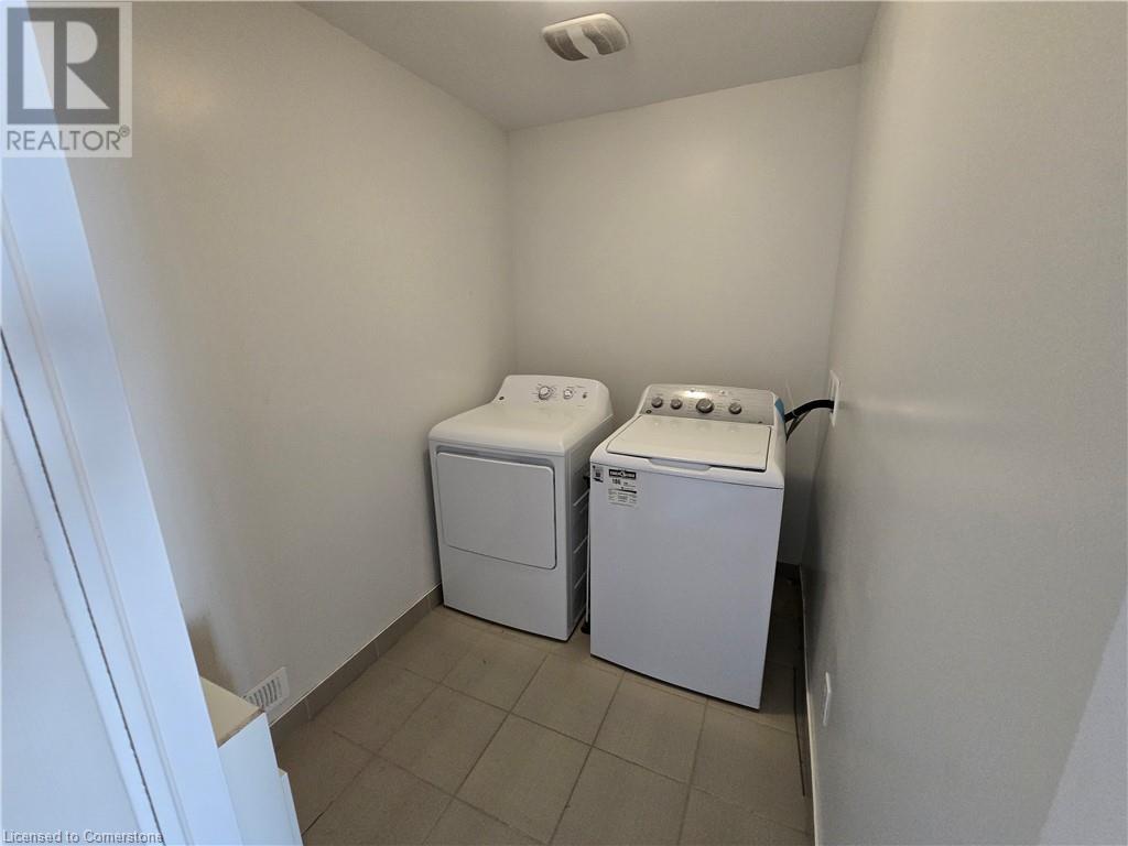 Photo 16 of 570 Linden Drive Unit 9, Cambridge ON