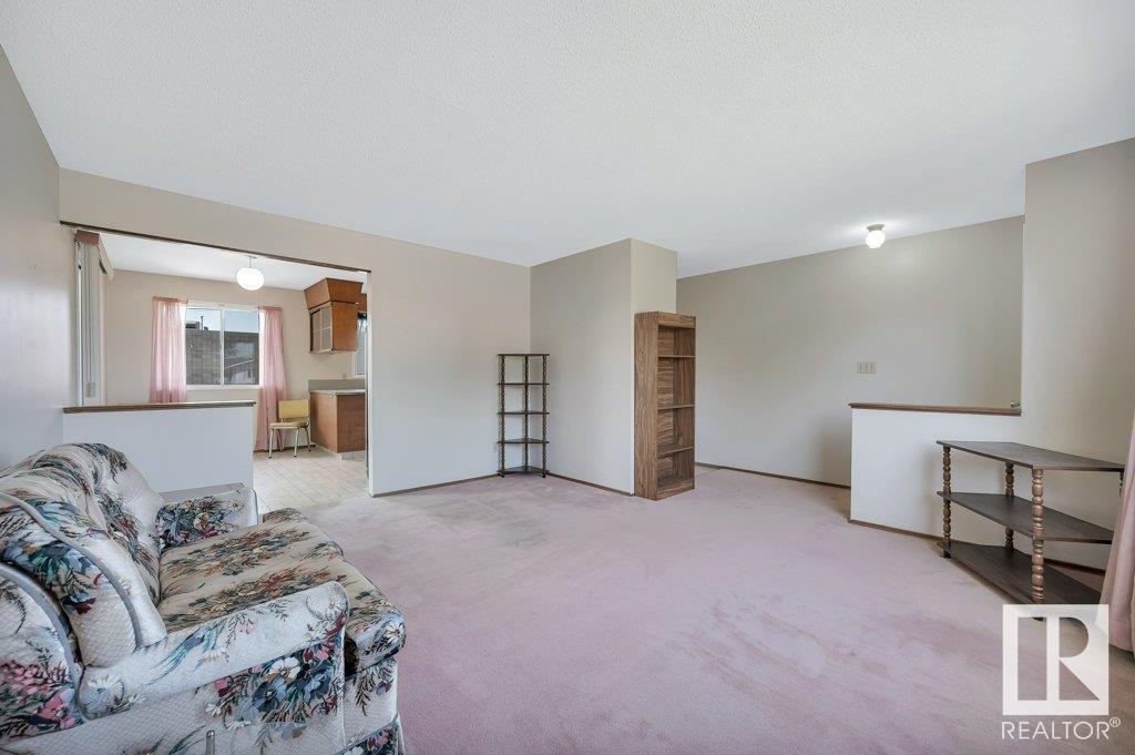 Photo 10 of 5011 47 St, Gibbons AB