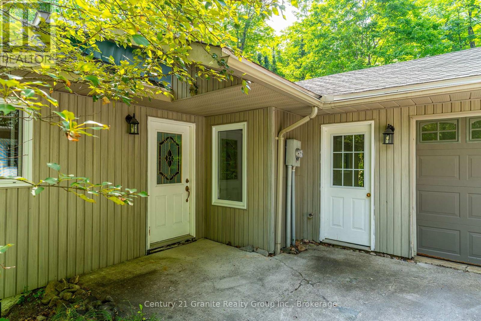 Photo 14 of 1029 Wigamog Road, Minden Hills ON