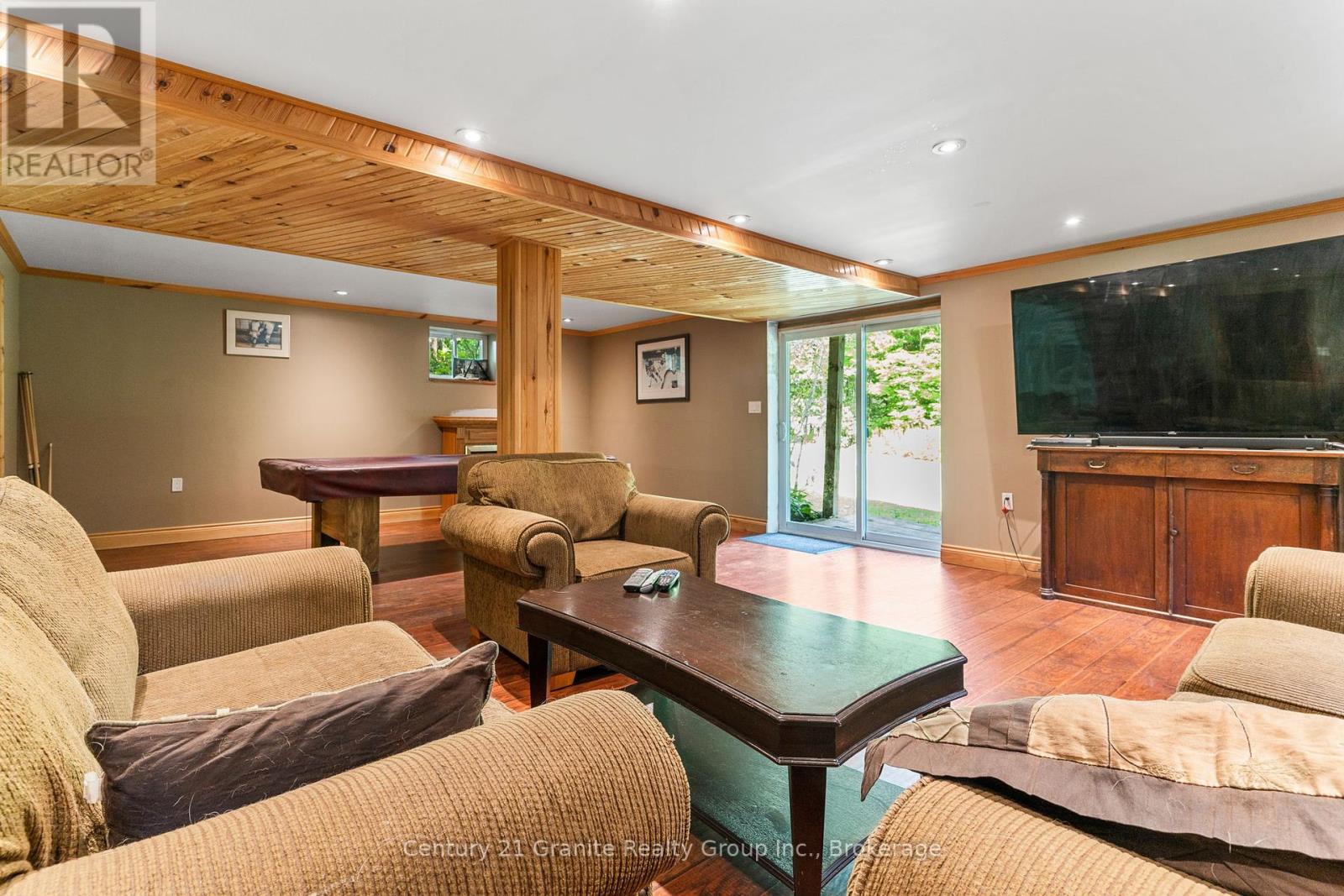 Photo 33 of 1029 Wigamog Road, Minden Hills ON