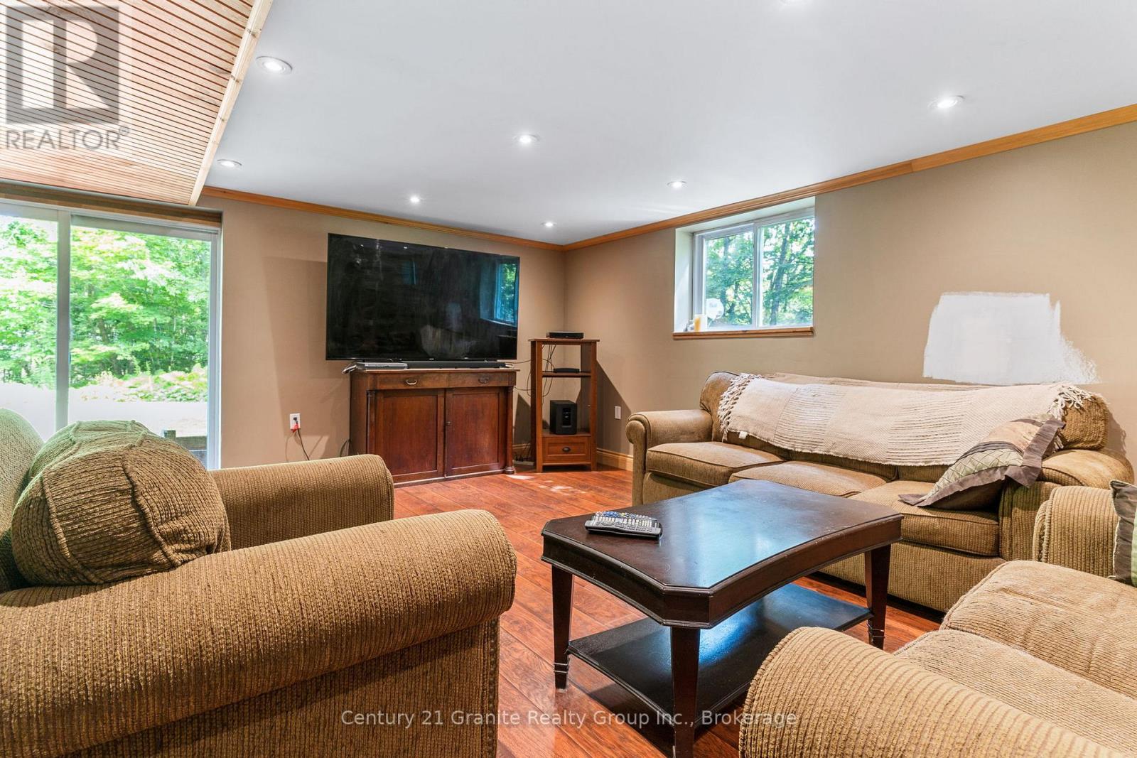 Photo 34 of 1029 Wigamog Road, Minden Hills ON