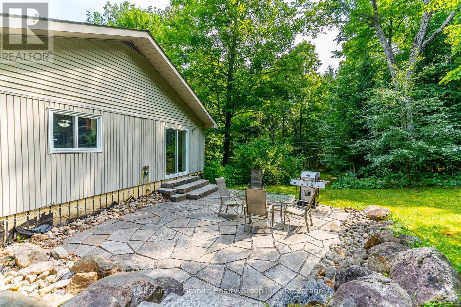 Photo 40 of 1029 Wigamog Road, Minden Hills ON
