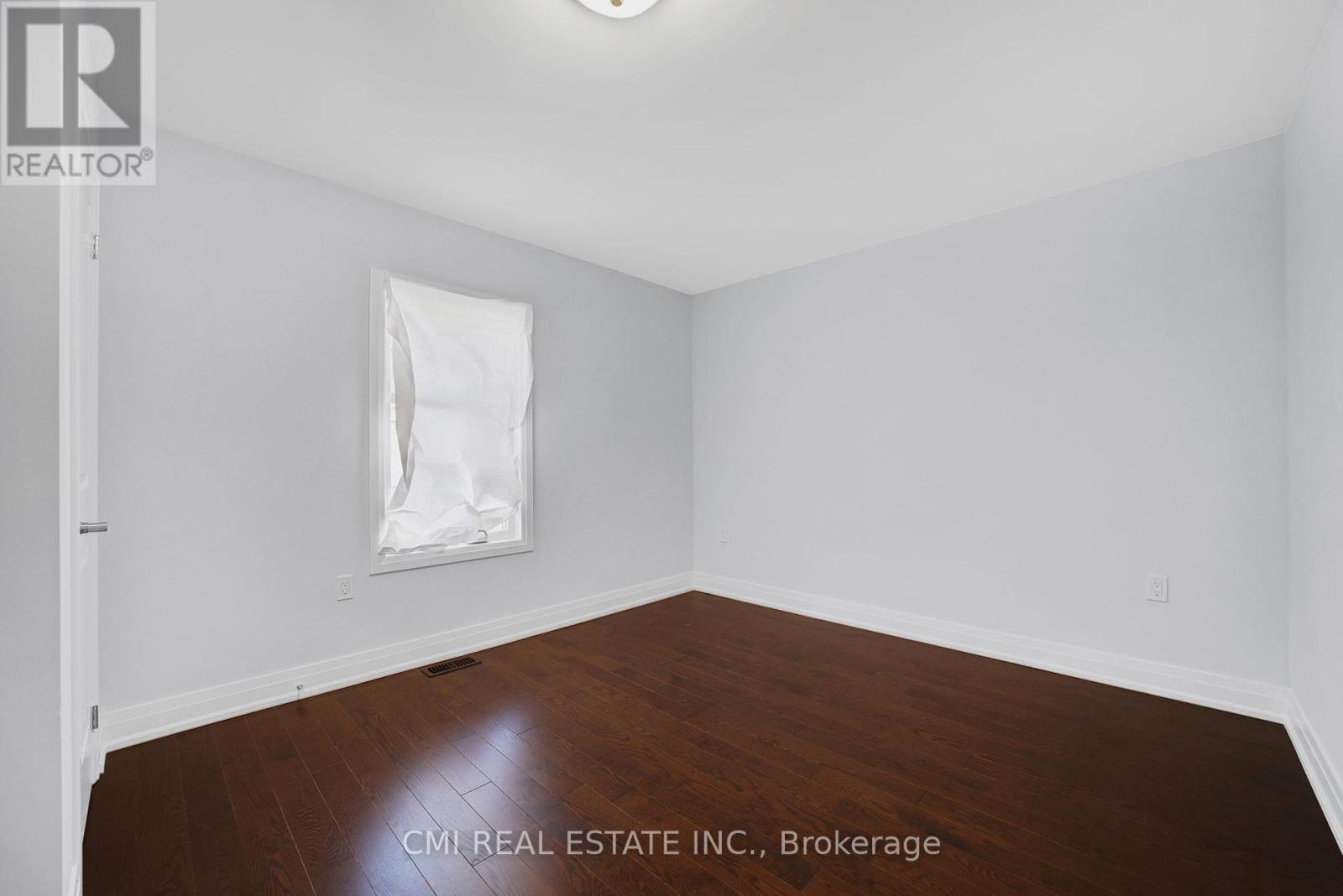 Photo 37 of 2122 Royal Gala Circle, Mississauga ON