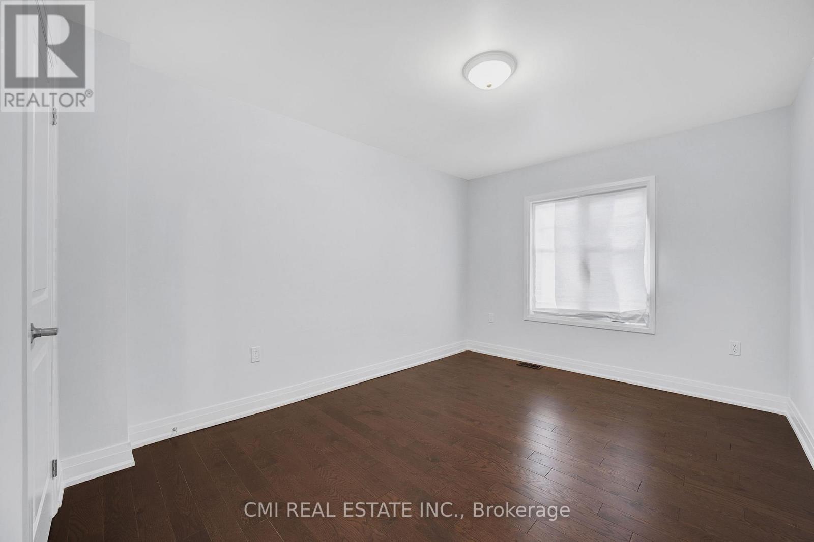 Photo 14 of 2122 Royal Gala Circle, Mississauga ON
