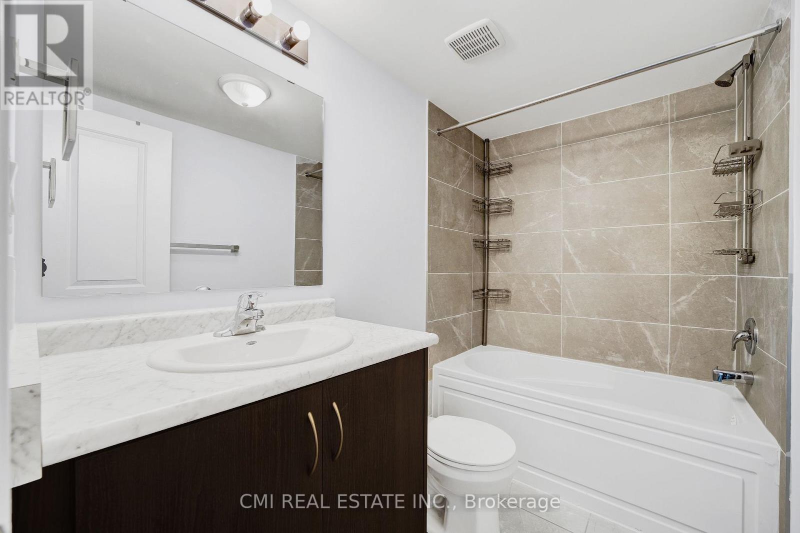 Photo 30 of 2122 Royal Gala Circle, Mississauga ON
