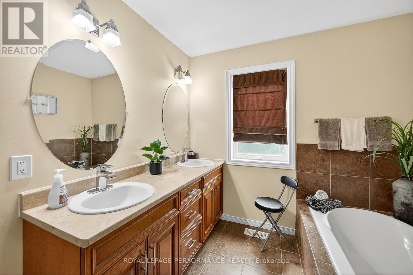 Photo 28 of 4937 Canaan Road, Clarencerockland ON