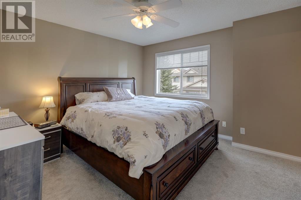 Single Family House 4 Level for Sale in  Country Hills Cove NW Country Hills Calgary 