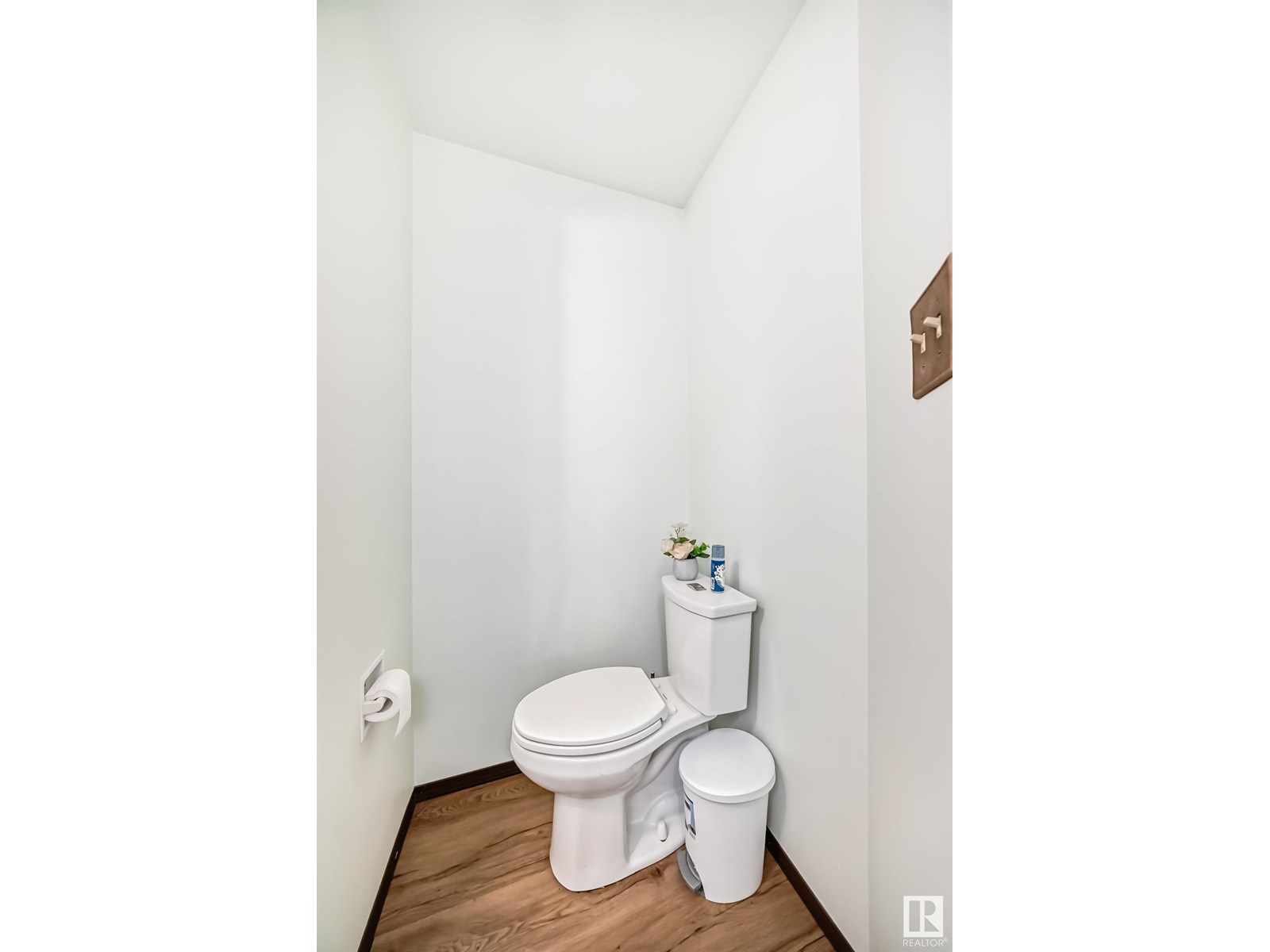 Photo 27 of 15106 114 A St Nw, Edmonton AB
