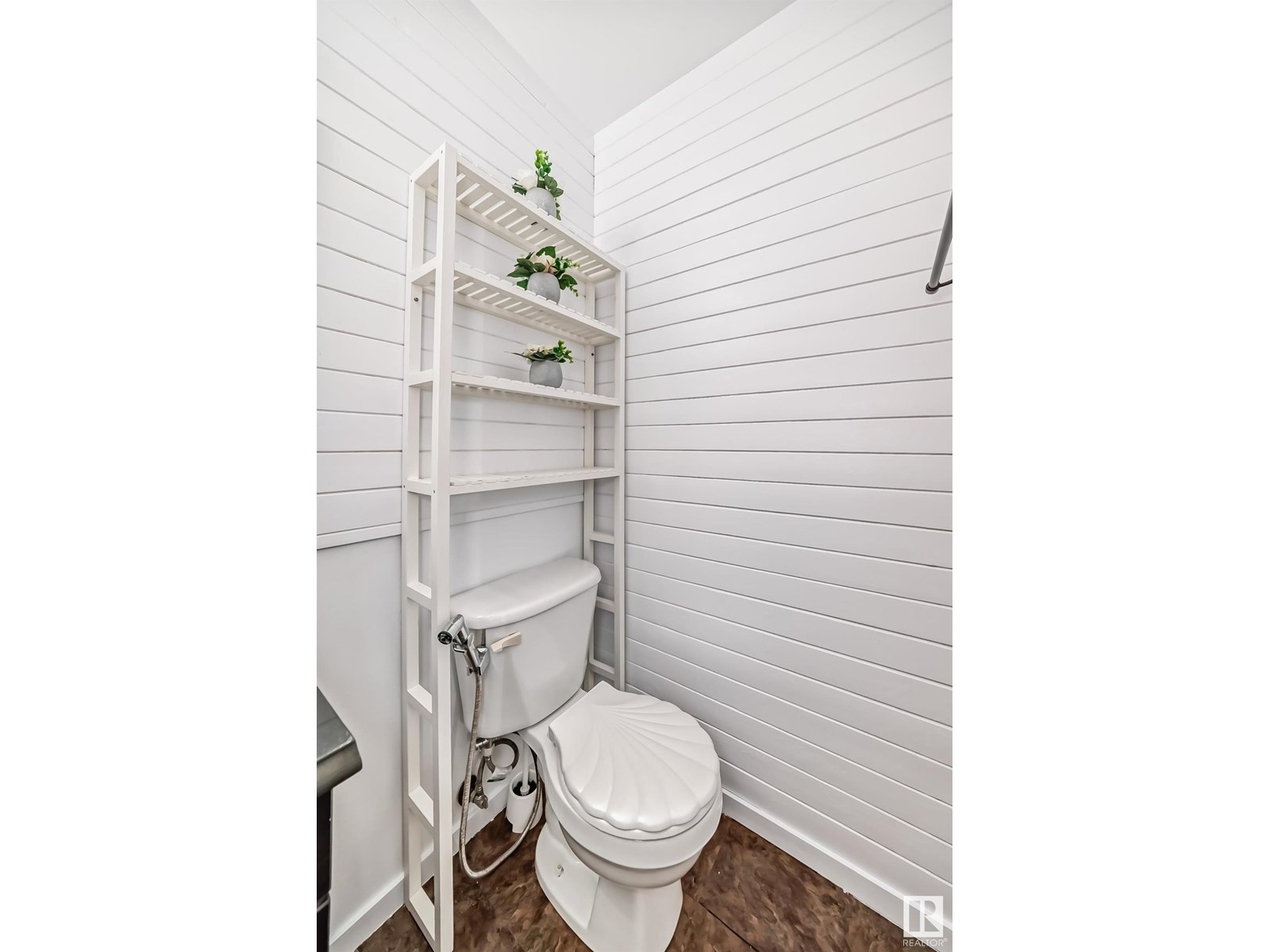 Photo 8 of 15106 114 A St Nw, Edmonton AB