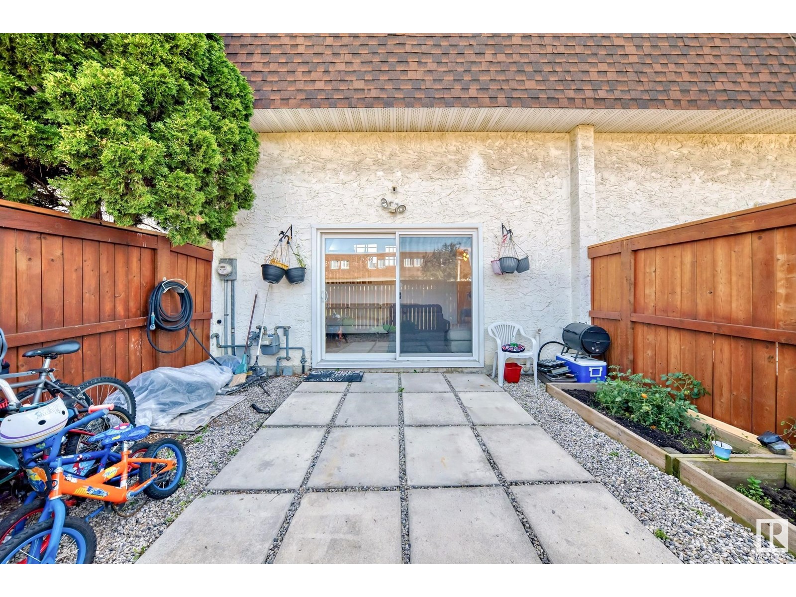 Photo 24 of 15106 114 A St Nw, Edmonton AB