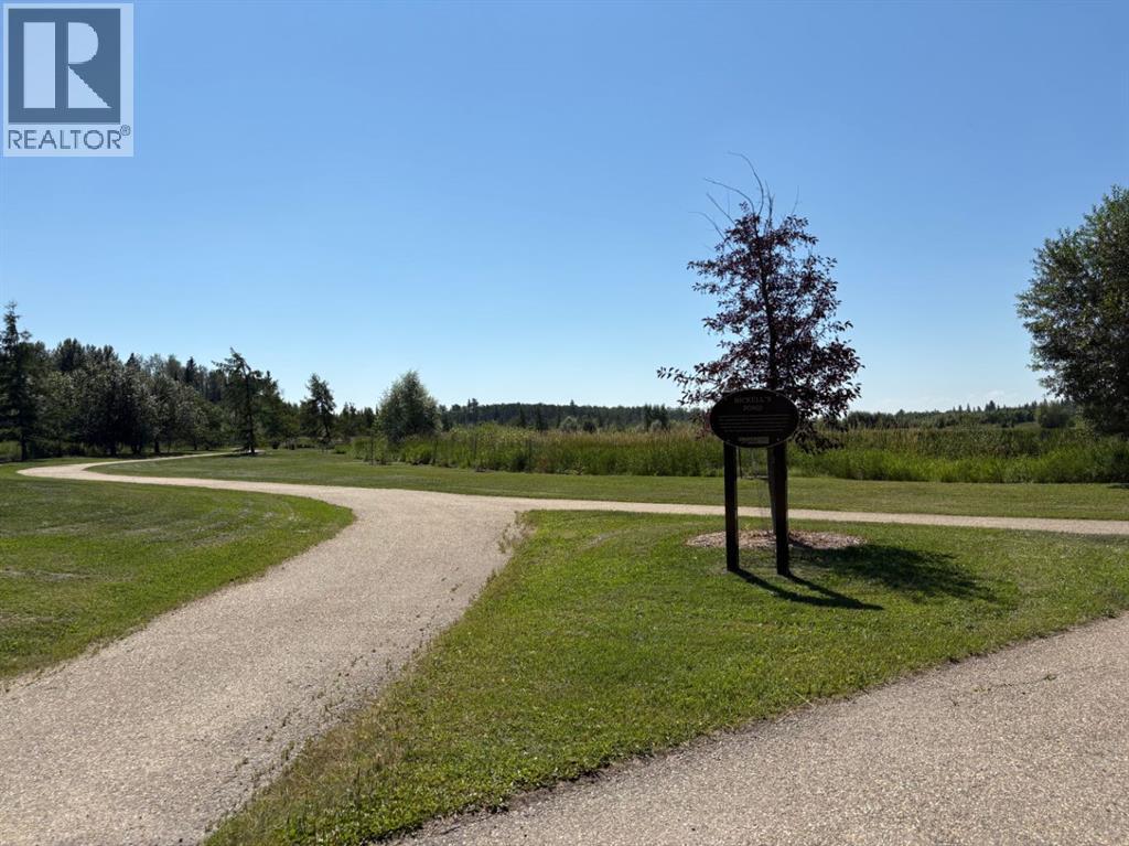 Photo 10 of 9033 59 Avenue, Grande Prairie AB