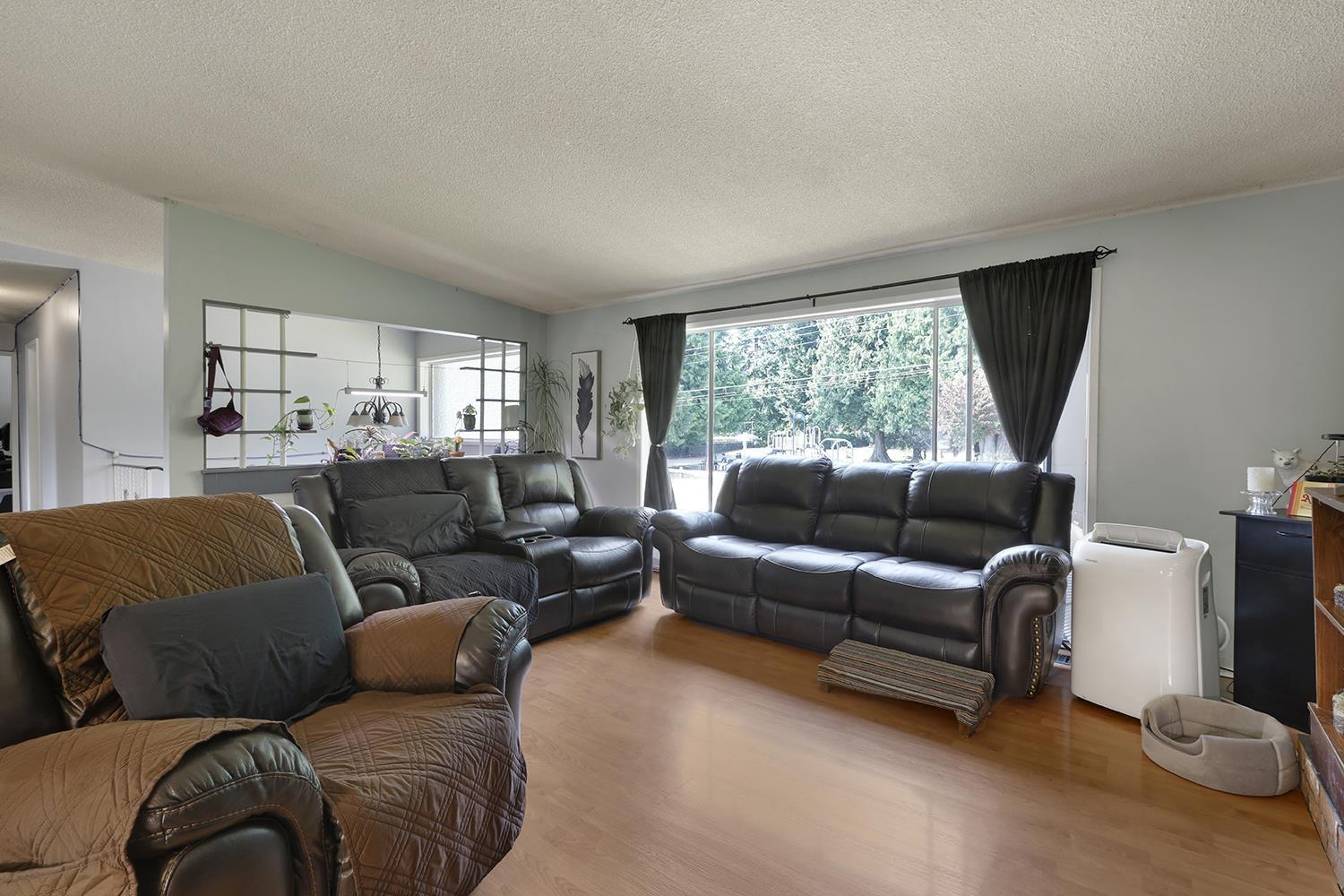 Photo 8 of 33262 Lynn Avenue, Abbotsford BC