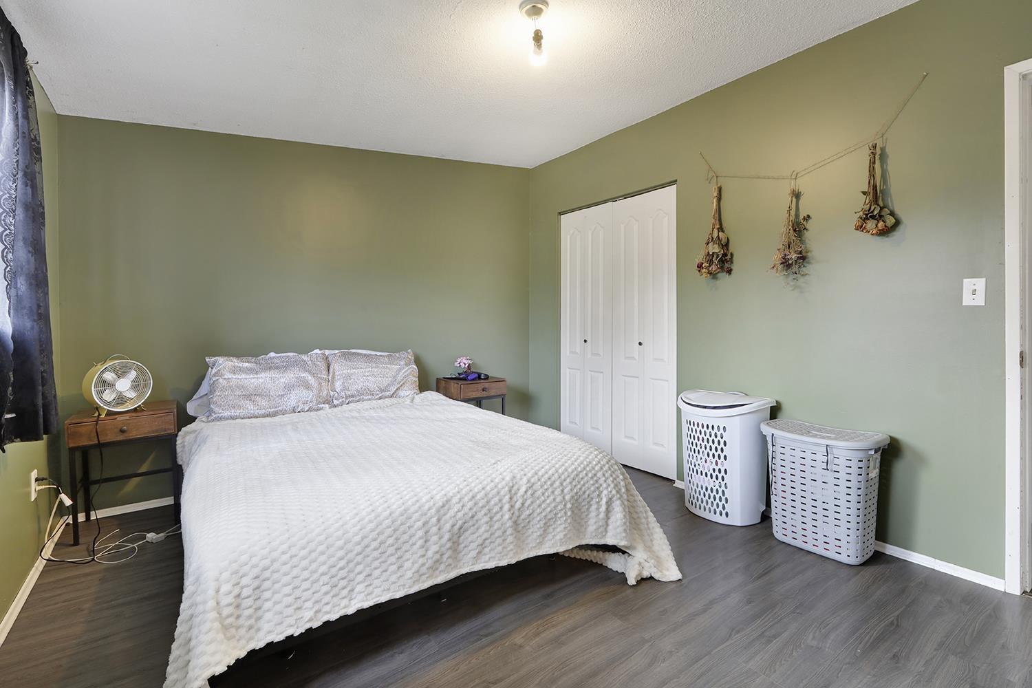 Photo 15 of 33262 Lynn Avenue, Abbotsford BC