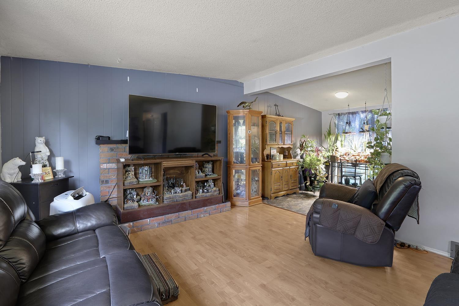 Photo 9 of 33262 Lynn Avenue, Abbotsford BC
