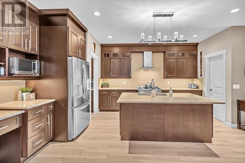 Single Family House for Sale in   Avenue NW Tuxedo Park Calgary 