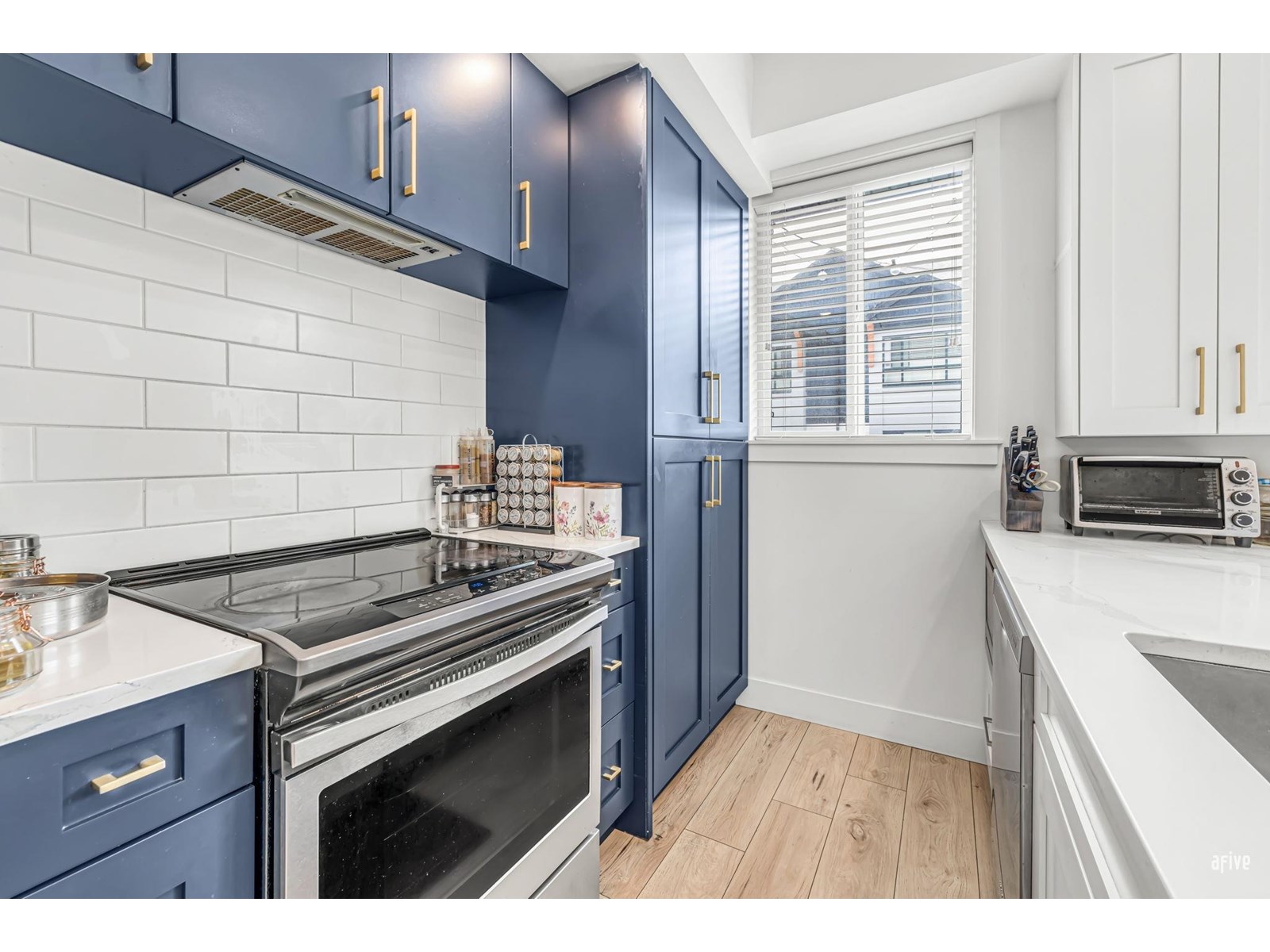 Photo 12 of 9 19704 55 A Avenue, Langley BC