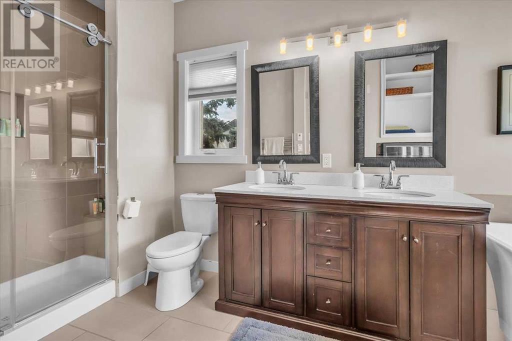 Single Family House for Sale in   Avenue NW Tuxedo Park Calgary 