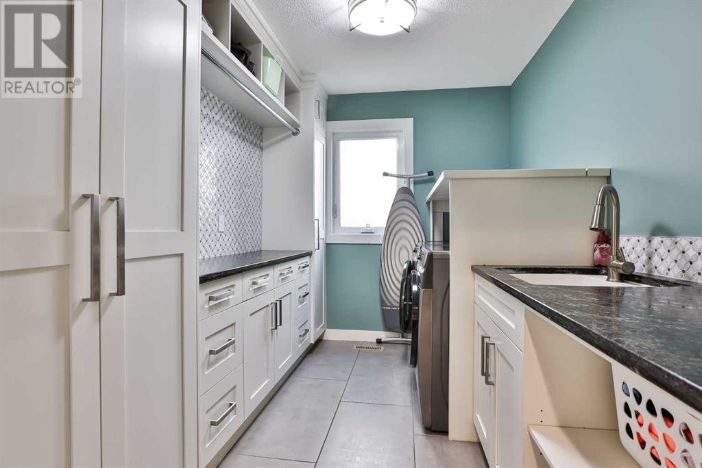 Photo 20 of 234 Mcmaster Boulevard W, Lethbridge AB