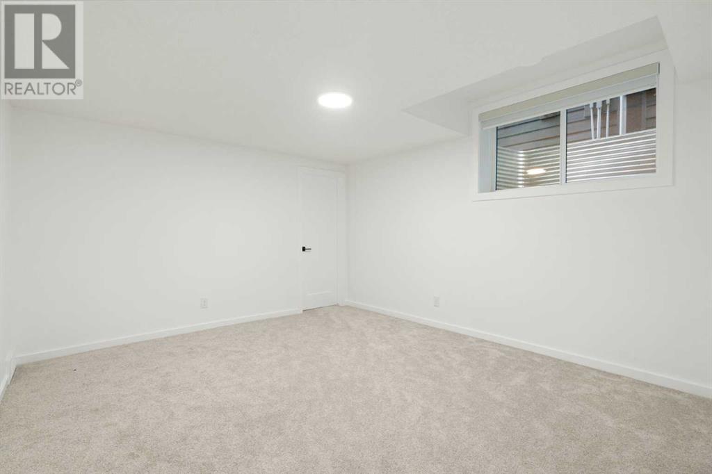 Single Family House for Sale in  Spring Creek Circle SW Springbank Hill Calgary 